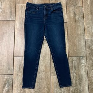 AMERICAN EAGLE “DREAM JEANS”!